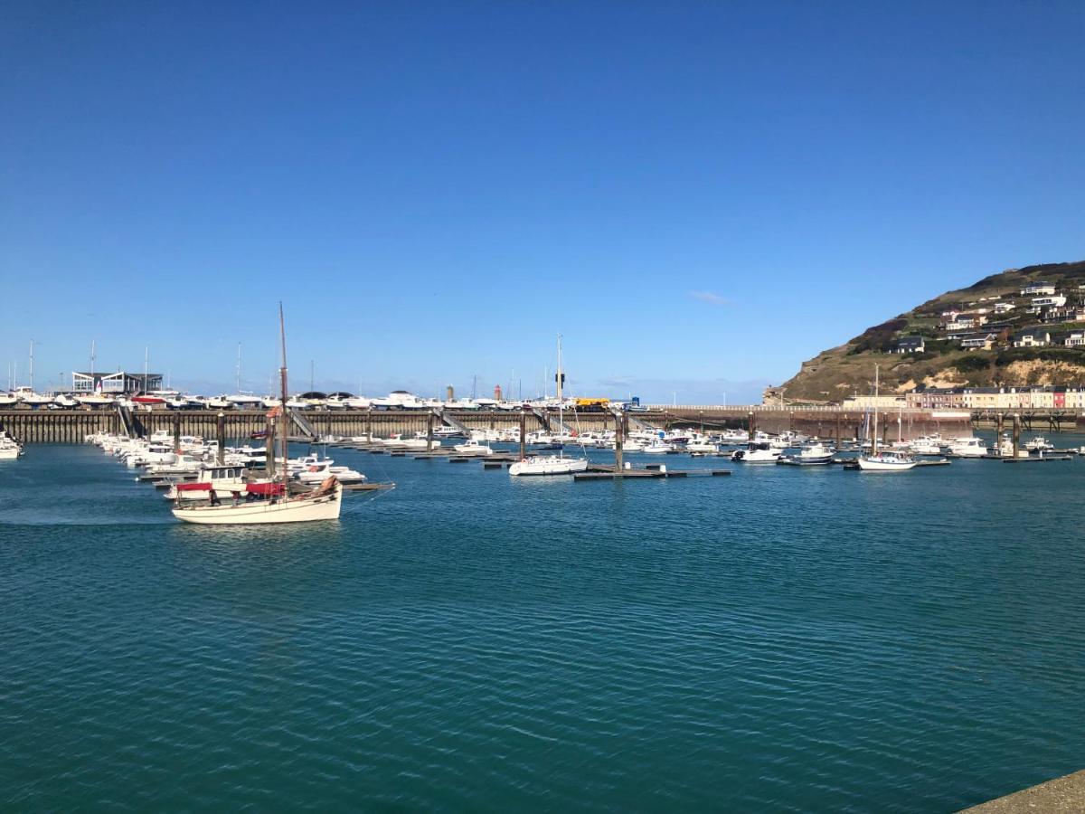 Captain Yoo - Pieds Dans L'Eau - Face Au Port Fécamp Εξωτερικό φωτογραφία